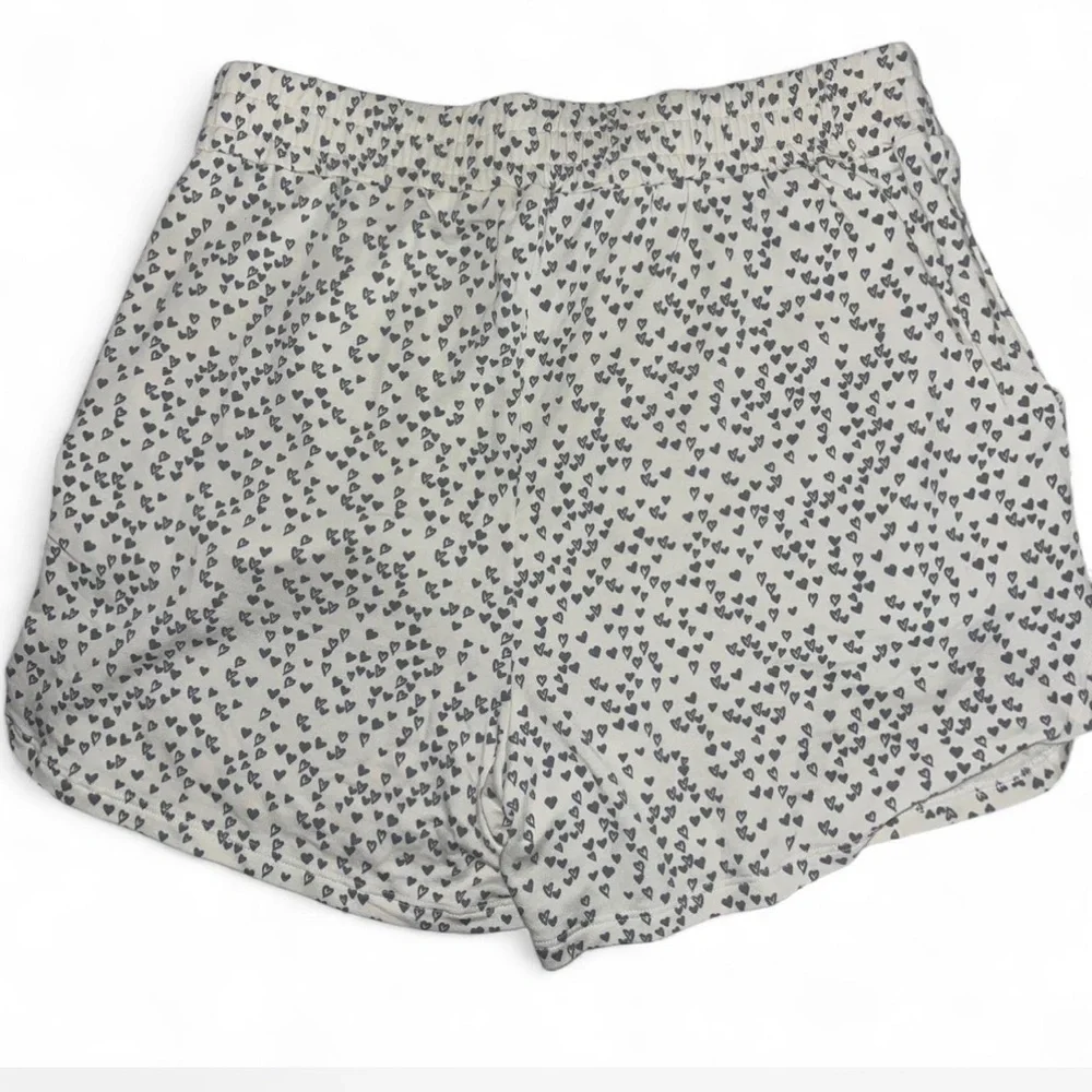 DYI Define Your Inspiration Heart Print Shorts Large White